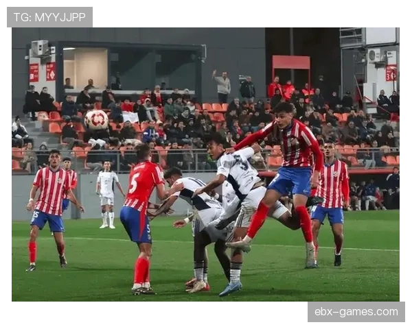 巴列卡诺新星闪耀赛场，年轻小将亮眼表现引球迷热议