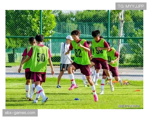 黄义助闪耀锋线,助韩国队国际赛场表现抢眼 黄义助闪耀锋线,助韩国队国际赛场表现抢眼