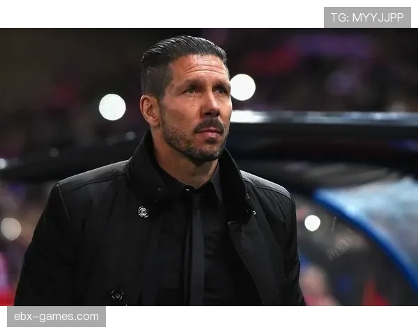 西蒙尼与球员紧密互动强化信任,助力球队表现稳步提升 西蒙尼与球员紧密互动强化信任,助力球队表现稳步提升